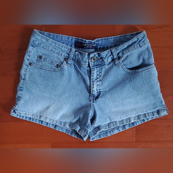 One Tough Babe Pants - One Tough Babe Jean Shorts Size 9/10
